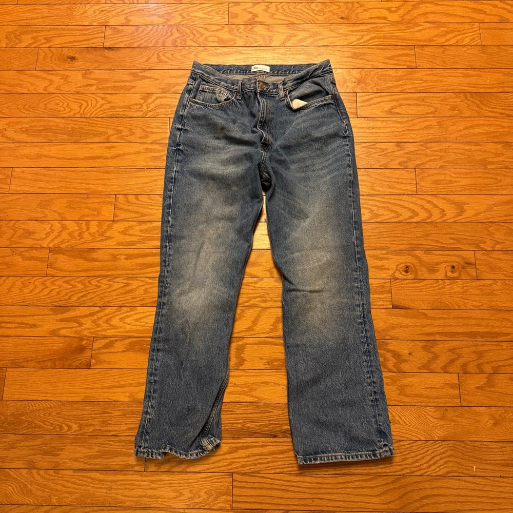 Zara Straight leg jeans— size 12